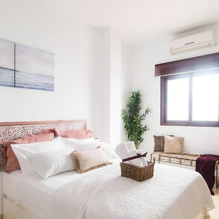 Compas Suites Малага Екстериор снимка