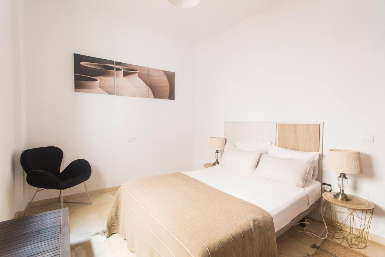 Compas Suites Малага Екстериор снимка